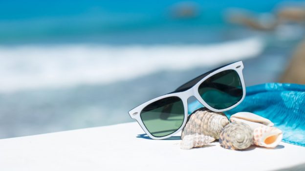 6 Healthy Tips To Pick Perfect Sunglasses For Summer